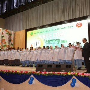 White-coat-AMCR-10-Pic-2